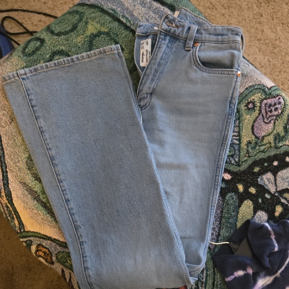Wrangler Sky Blue High Rise Women's Jeans - Picture 11 of 12